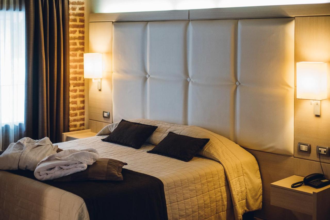 Hotel Ultimo Borgo Сеттимо-Торинезе Экстерьер фото
