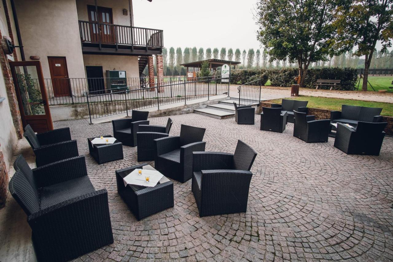 Hotel Ultimo Borgo Сеттимо-Торинезе Экстерьер фото